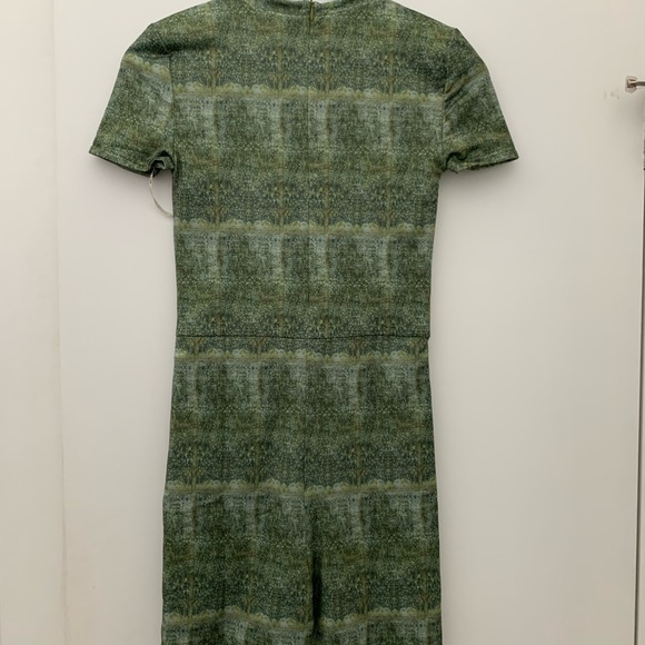 My Mum Made It 	
Persian Romper - Picture 3 of 4